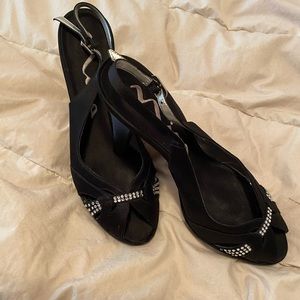 Nina black satin/diamond 4 1/2 heel size 9